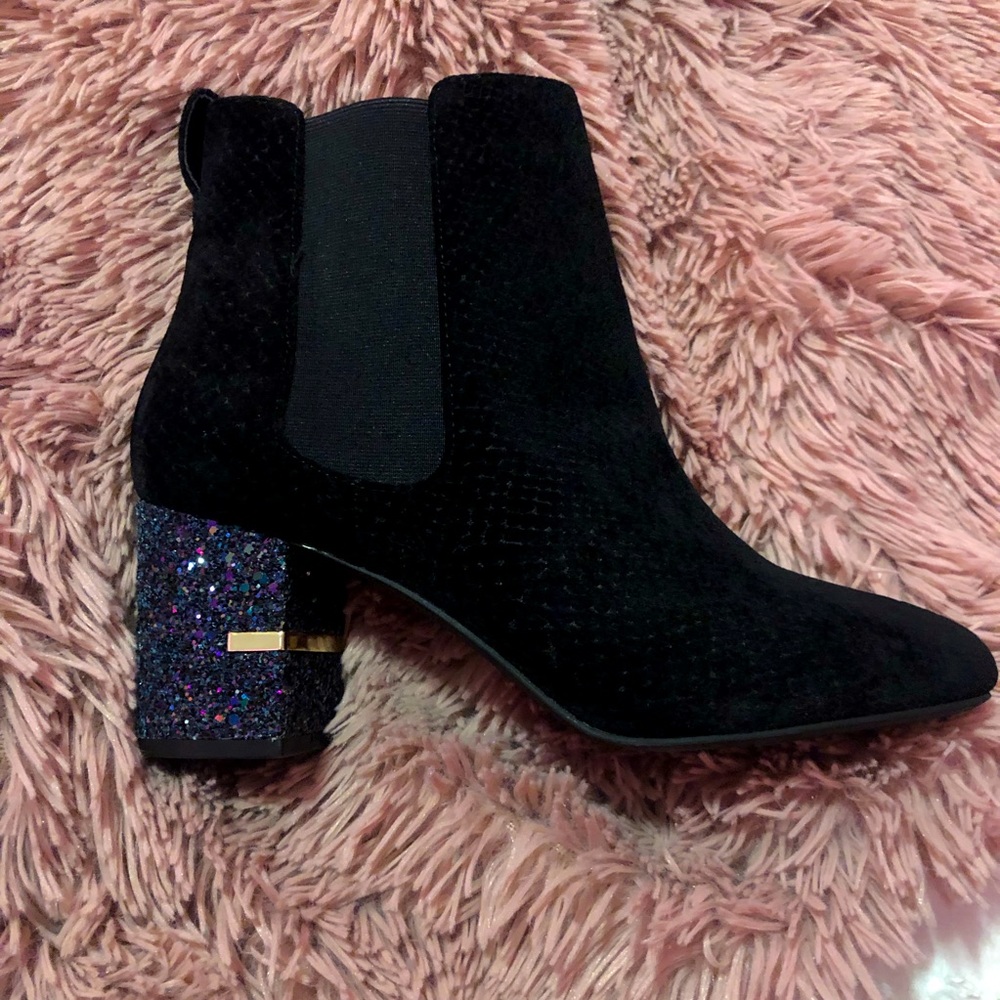 sold out everywhere glittery sparkly call it spring velvet ankle boots ✨